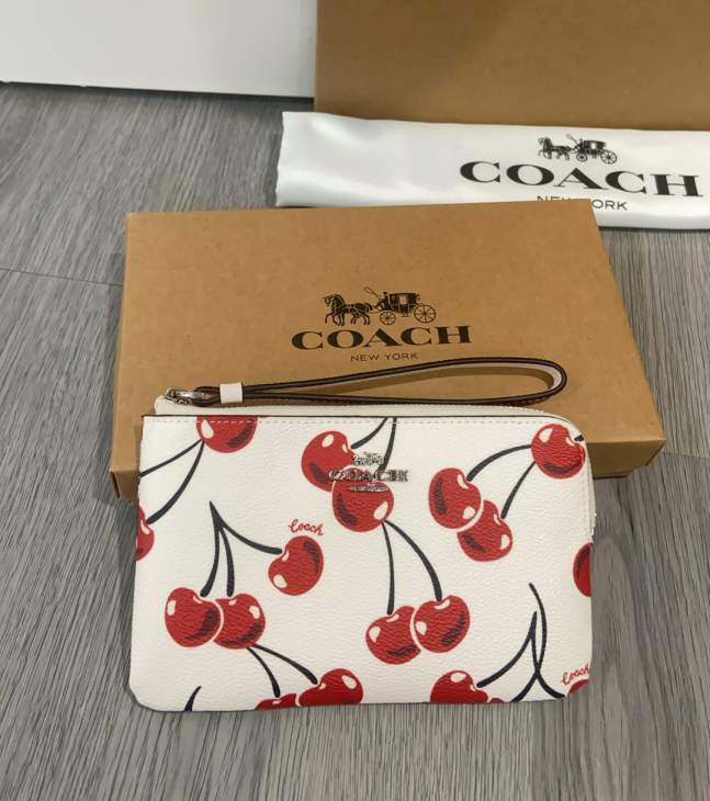 Picture of Coach Wallets _SKUfw215339240fw